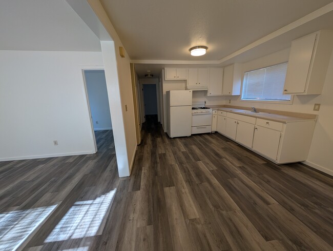 Building Photo - 814 Kentucky St Unit 814 Kentucky St B Rental