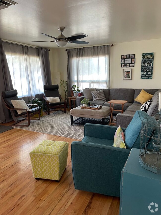 Building Photo - Great location in Meridian for this 3 bedr... Rental