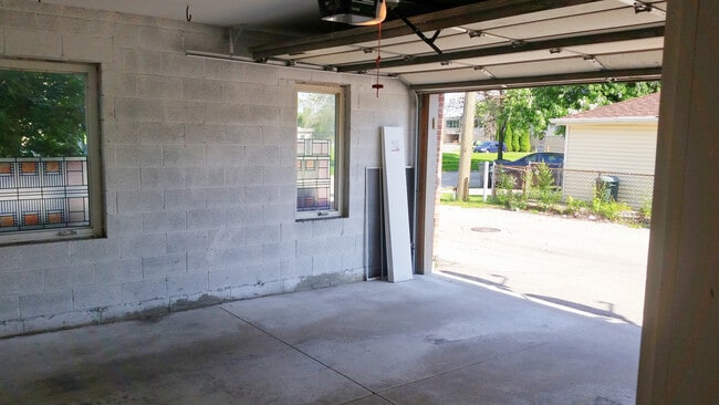 Photo - 3864 Wehrman Ave