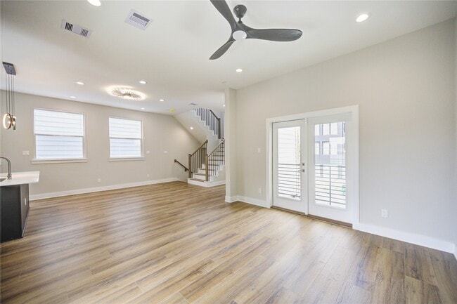 Photo - 3404 Rawley St