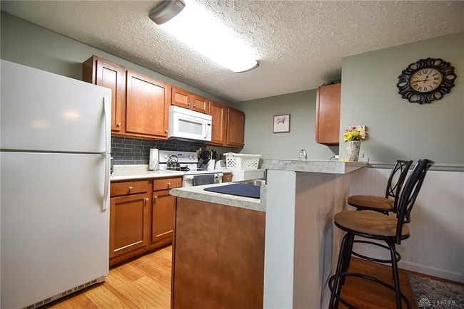 Photo - 4713 Taylorsville Rd