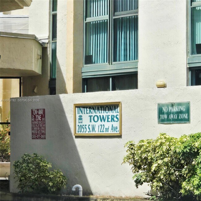 Photo - 2055 SW 122nd Ave Unit 313