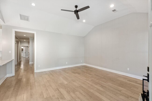 Photo - 3573 Douglass Ave