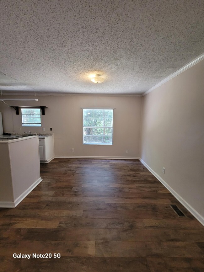 Photo - 3248 Pike Rd