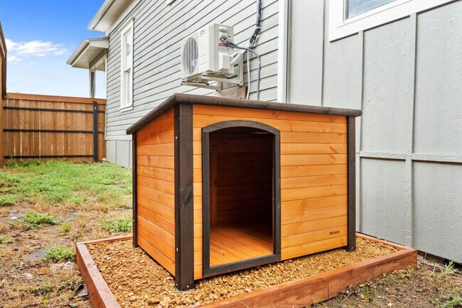 921 E Hattie St Unit SI FL1-ID1301587P
