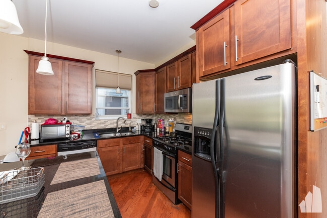 Photo - 2535 W Flournoy St Unit #2