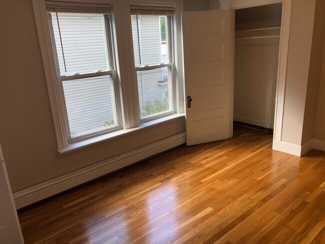 Photo - 9 Oak Square Ave Unit #2F