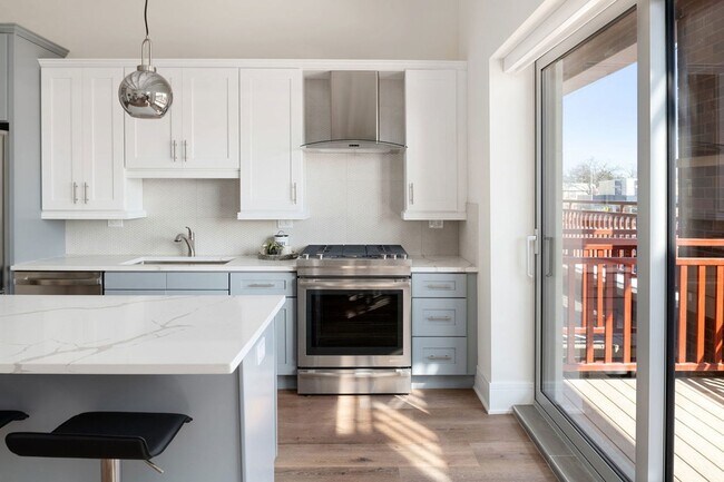 Photo - 6700 W North Ave Unidad 209