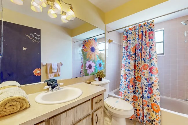 Photo - 2311 S Rock Crusher Rd House