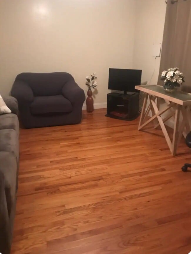 Photo - 189 Newport Rd