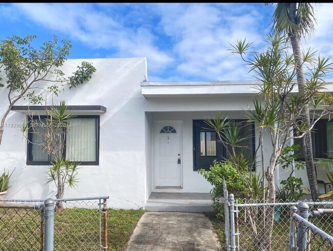 Photo - 650 83rd St Unit 1