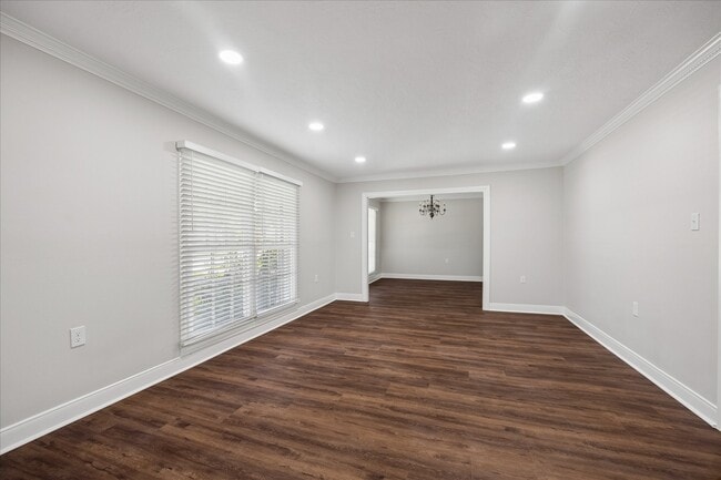 Building Photo - 3806 Murworth Dr