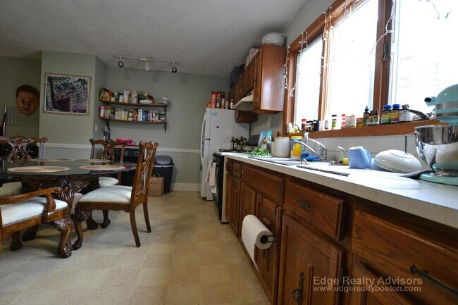 Photo - 35 Shannon St Unit 3