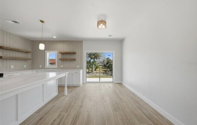 Photo - 3320 Palm Dr