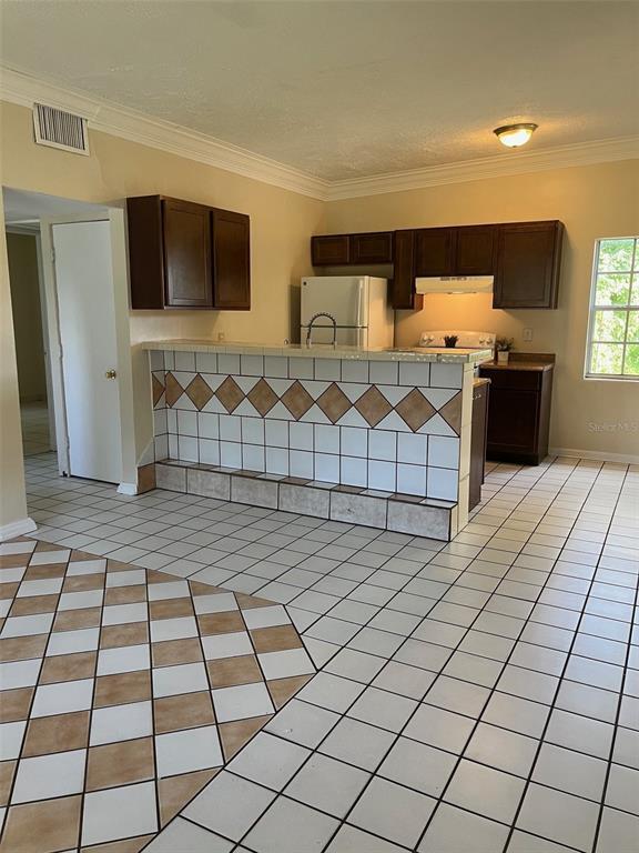 Photo - 127 Country Club Dr