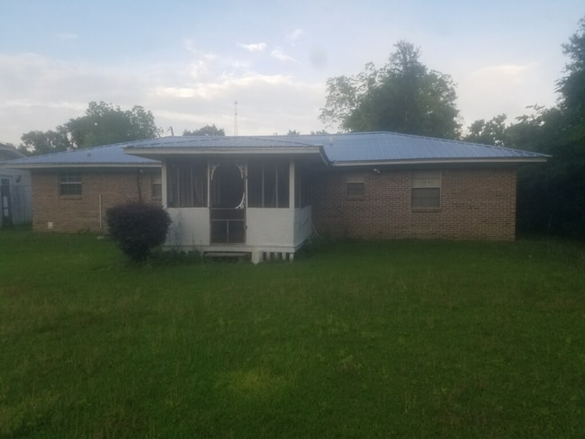 Photo - 718 Orange St