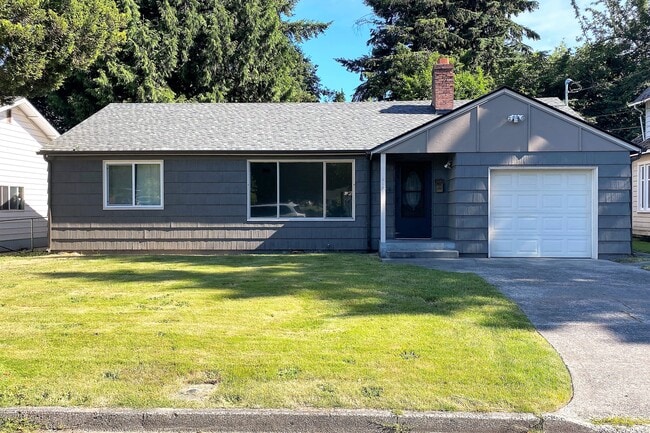 Building Photo - 419 7th Ave NE Rental