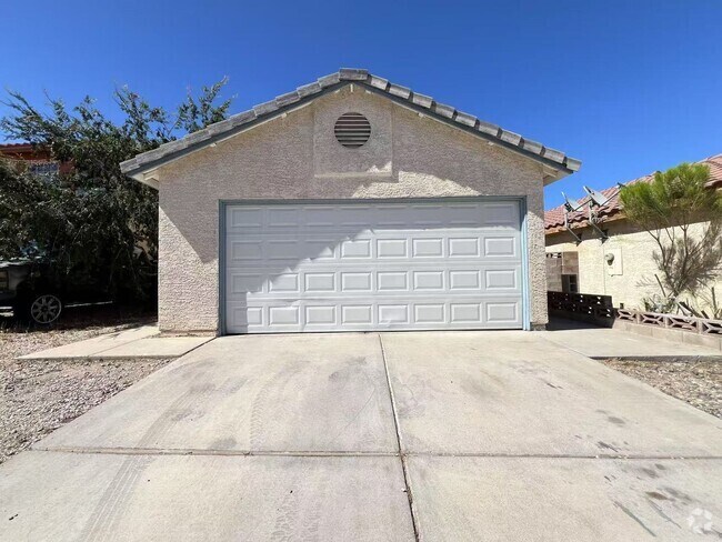 Building Photo - 7916 Copper Canyon Rd Rental