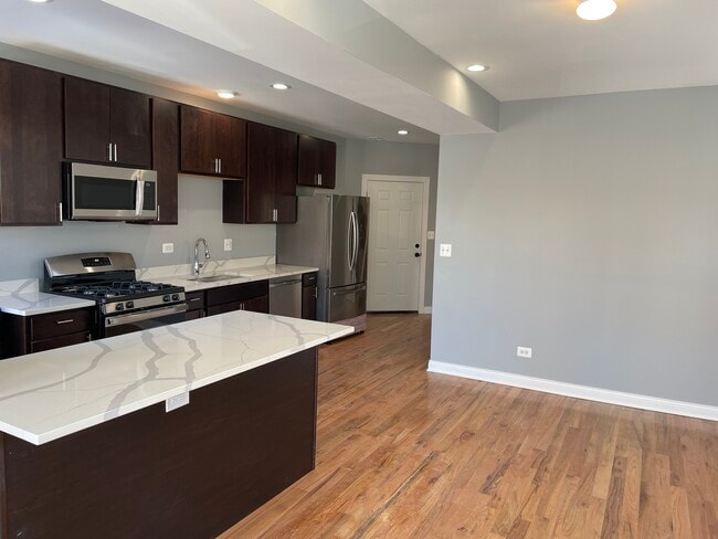 Photo - 1411 E 67th Pl