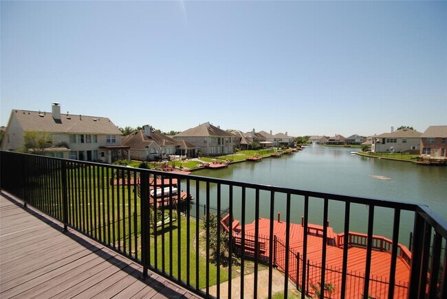 Photo - 10015 Ripple Lake Dr