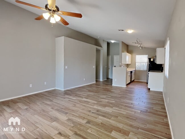 Photo - 13583 W Saguaro Ln