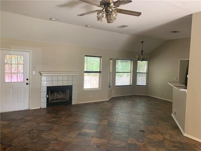 Photo - 1805 Whirlwind Trail