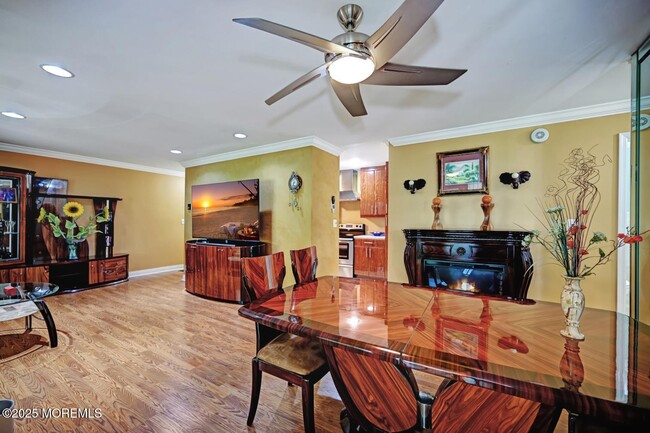 Photo - 236 Medford Ct