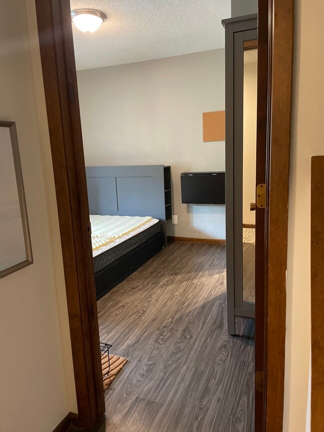 Private Door - 5665 Wood Duck Cir Unit Main level