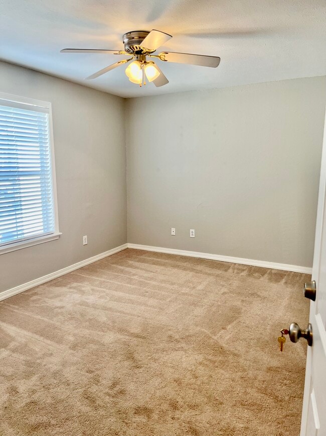 Photo - 1256 St Andrews Ln