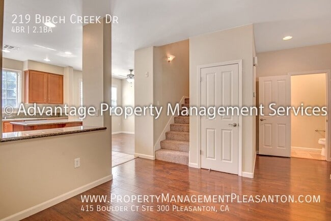 Photo - 219 Birch Creek Dr