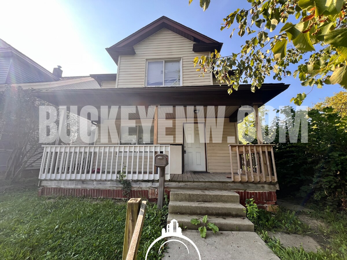 Photo - 1777 South Ave