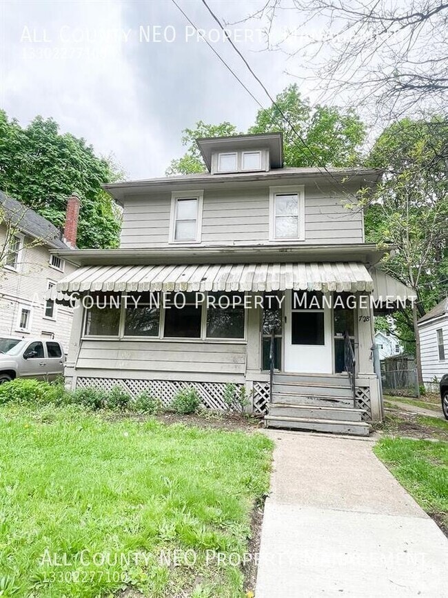 Building Photo - 728 Dayton St Rental