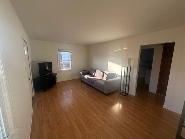 Photo - 1336 W Summit Ave