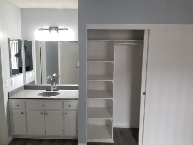 Nova Pointe Apartments