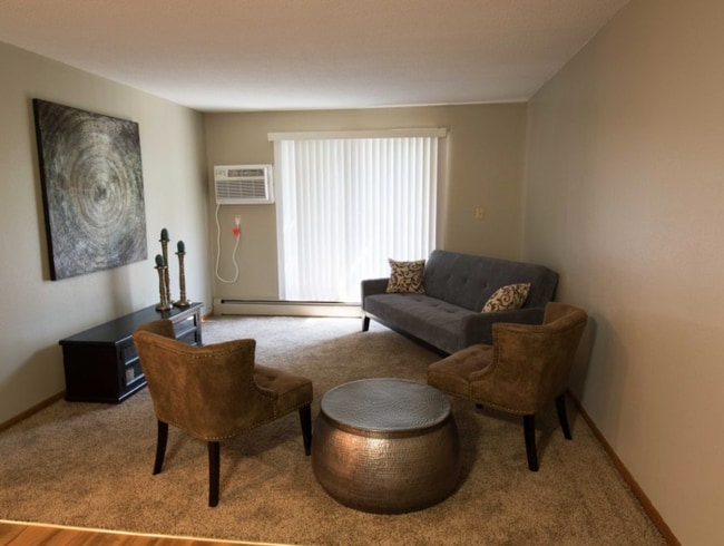Kings Kourt Apartments