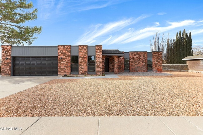 Building Photo - 17001 Darrington Rd Rental