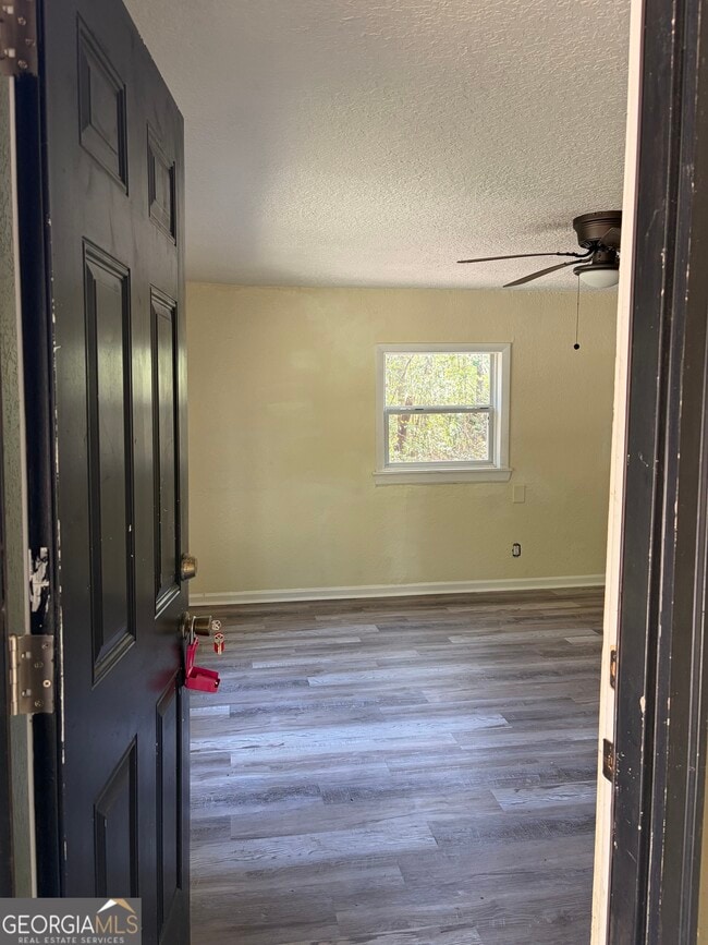 Photo - 307 Finley St