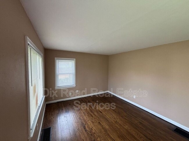 Photo - 1925 Highland St