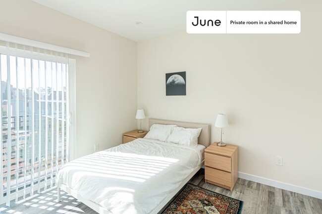 Private bedroom in 5 bed/5 bath Home - Private bedroom in 5 bed/5 bath Home Unidad E