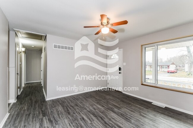 Photo - 1523 Redman Blvd