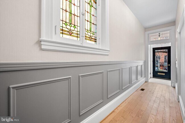 Photo - 1202 Bolton St