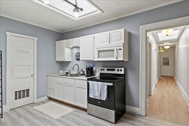 231 1/2 N. Main St.
