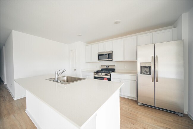 Photo - 9919 Oakheath Blf Dr