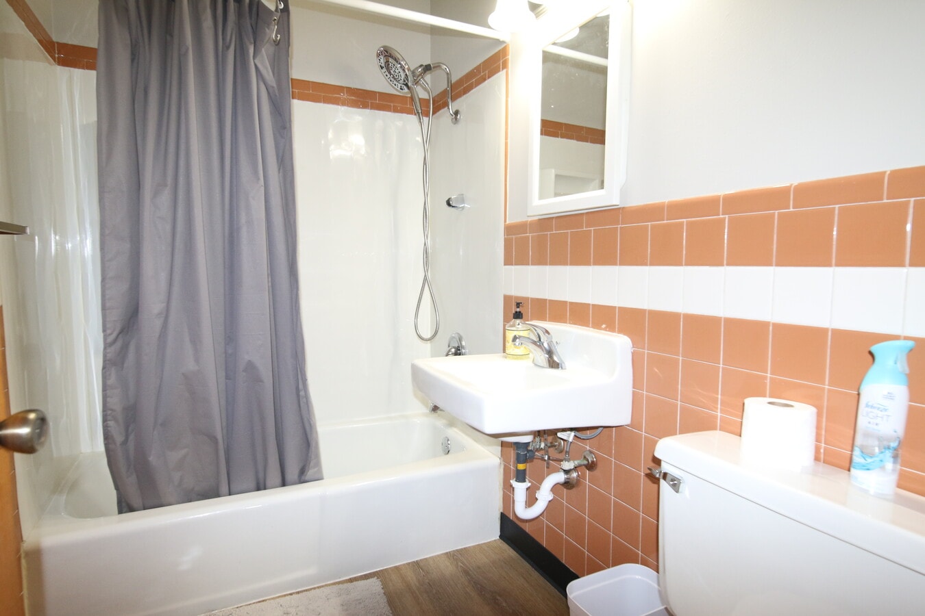 Photo - 1223 S Main St Unit 1