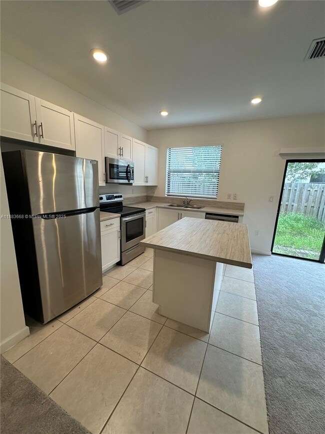 Photo - Northeast 3rd Place, North Miami Beach, FL...