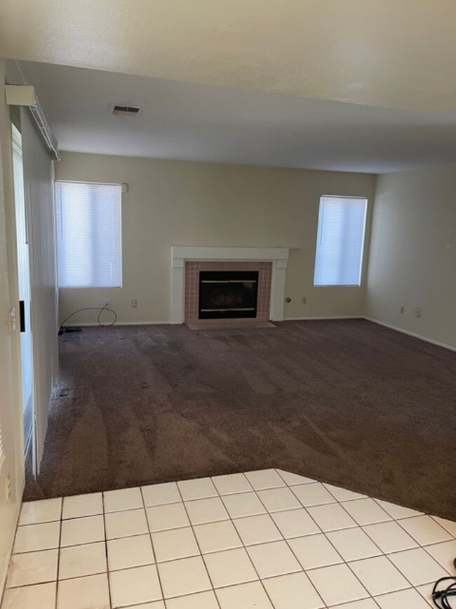 Building Photo - Beautiful home in Moreno Valley coming up