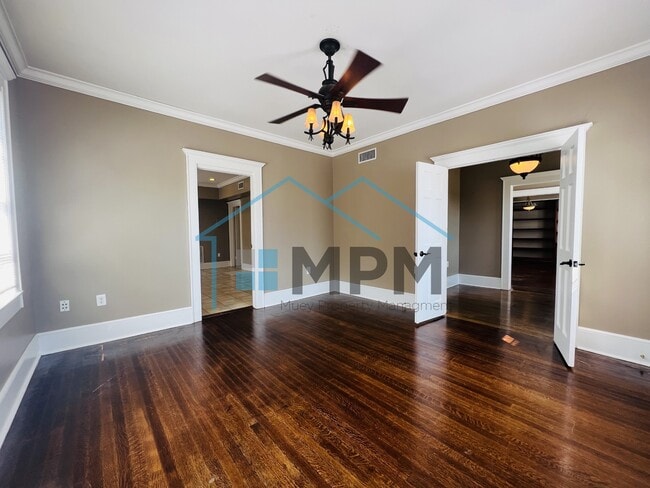 Photo - 511 Bres Ave