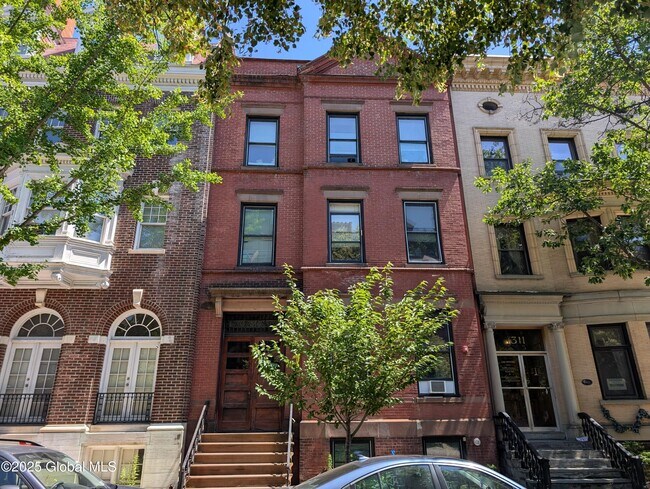 Photo - 313 State St Apartment Unit 2