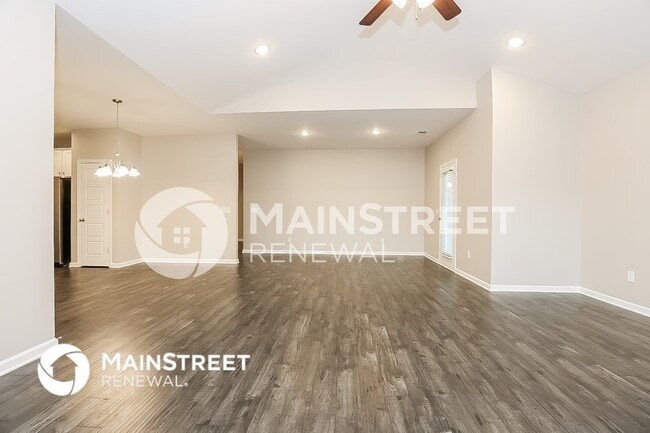 Photo - 836 Ellyson Dr