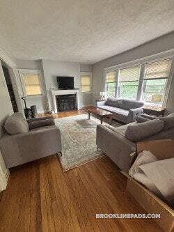 Photo - 227 Winchester St Unit 2